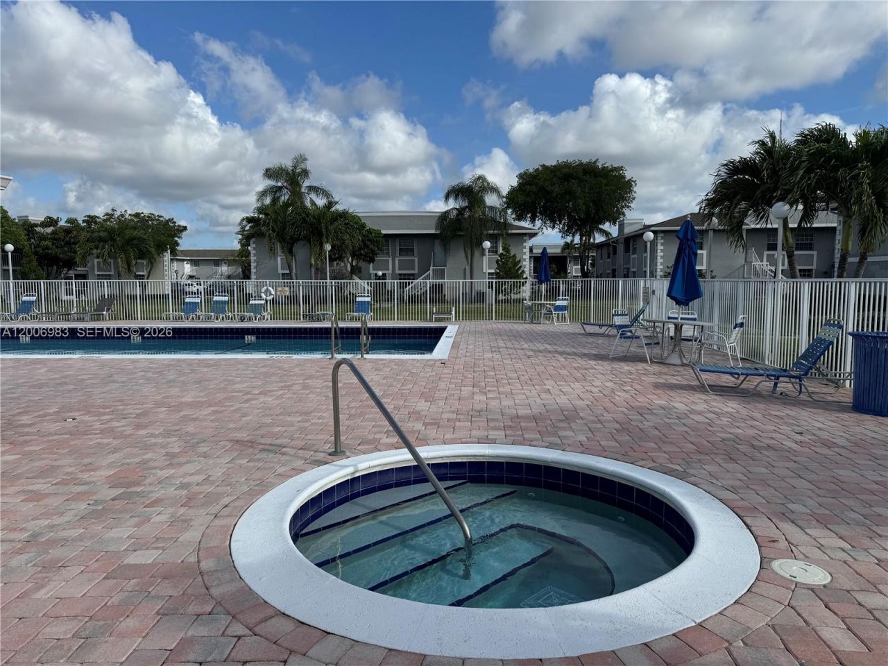 471 NE 210th Circle Ter , Unit 103, Miami, FL 33179 Photo