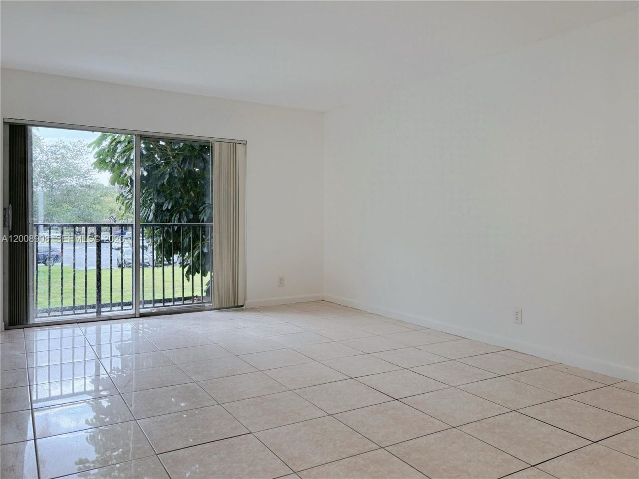 8550 N Sherman Cir , Unit 205, Miramar, FL 33025 Photo