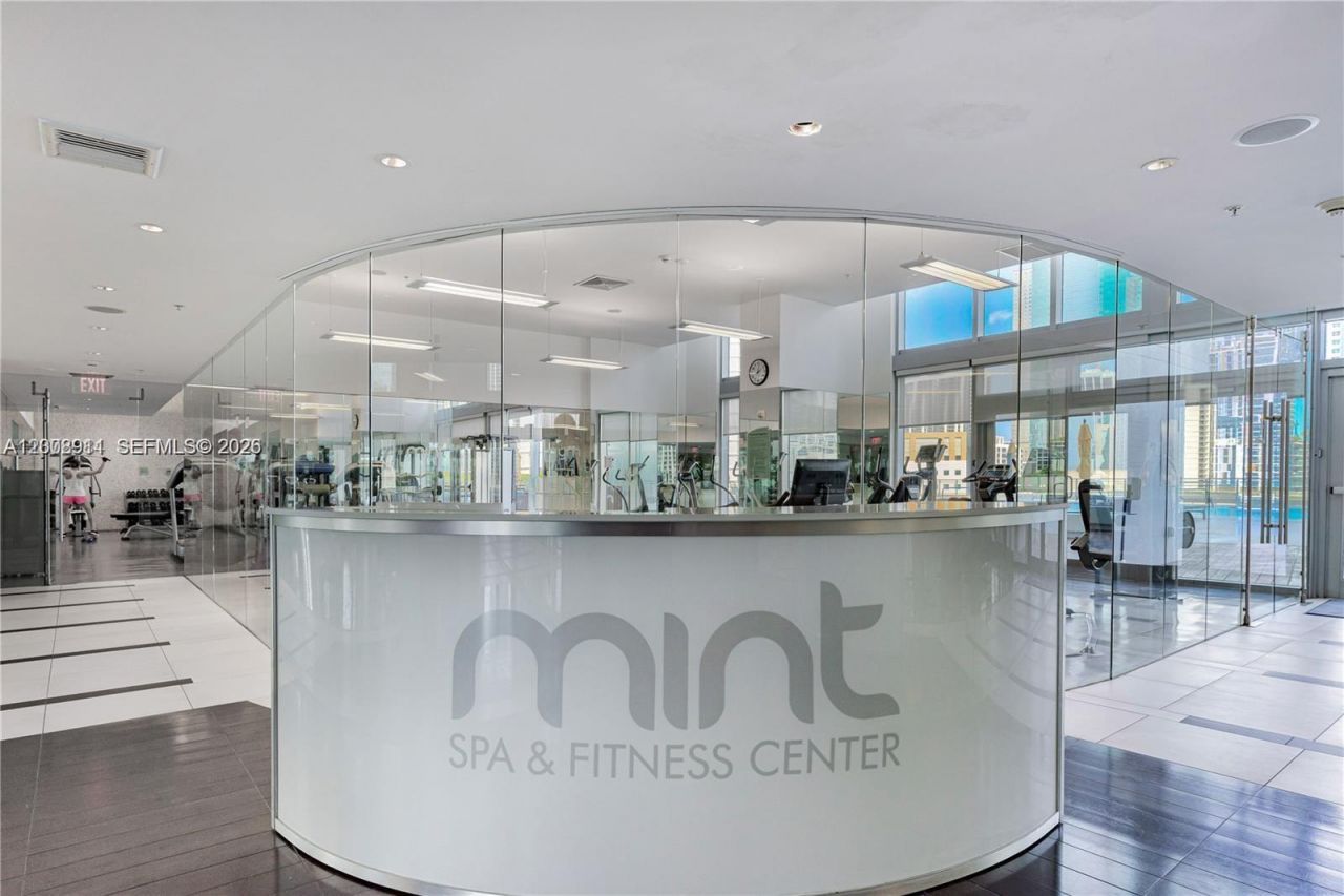 92 SW 3rd St , Unit 2510, Miami, FL 33130 Photo