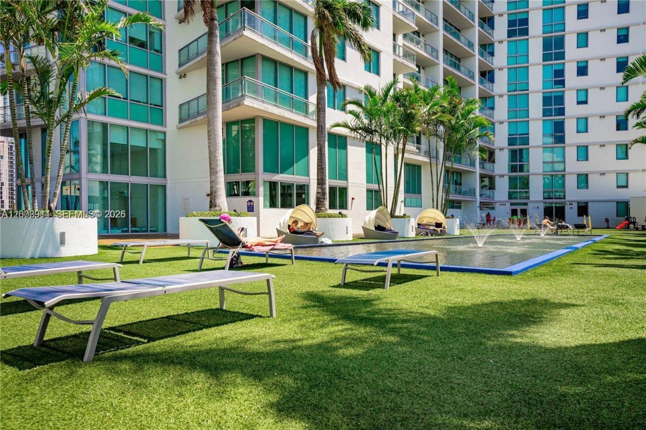 92 SW 3rd St , Unit 2510, Miami, FL 33130 Photo