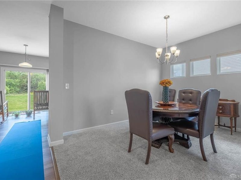 1128 Heathgate Way, Fairborn, OH 45324 Photo 10