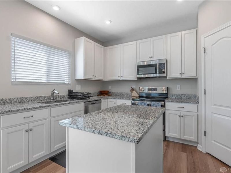 1128 Heathgate Way, Fairborn, OH 45324 Photo 15