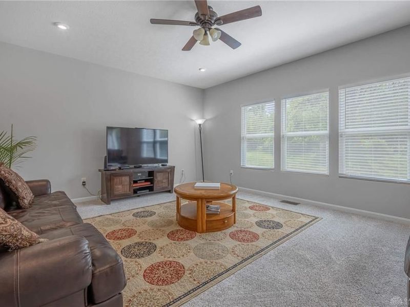 1128 Heathgate Way, Fairborn, OH 45324 Photo 18