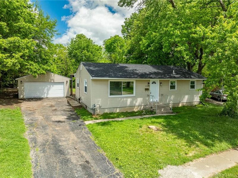 2189 Mountview Circle, Harrison Township, OH 45414 Photo 1