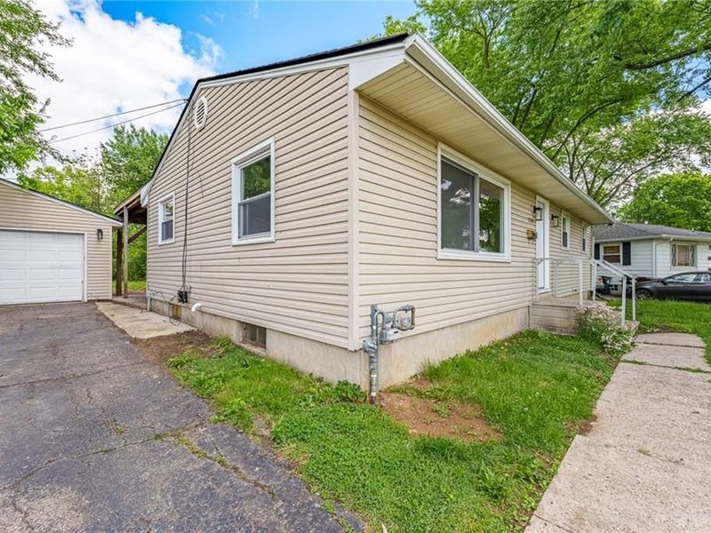 2189 Mountview Circle, Harrison Township, OH 45414 Photo 5