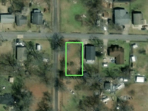 4018 W Short 3rd Ave , Pine Bluff, AR 71602