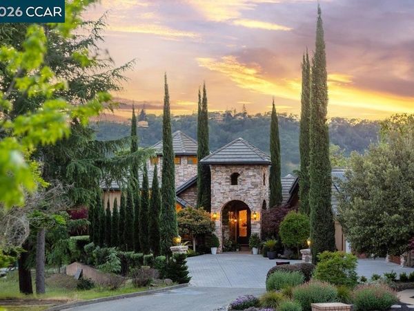 1311 Laverock Ln, Alamo, CA 94507