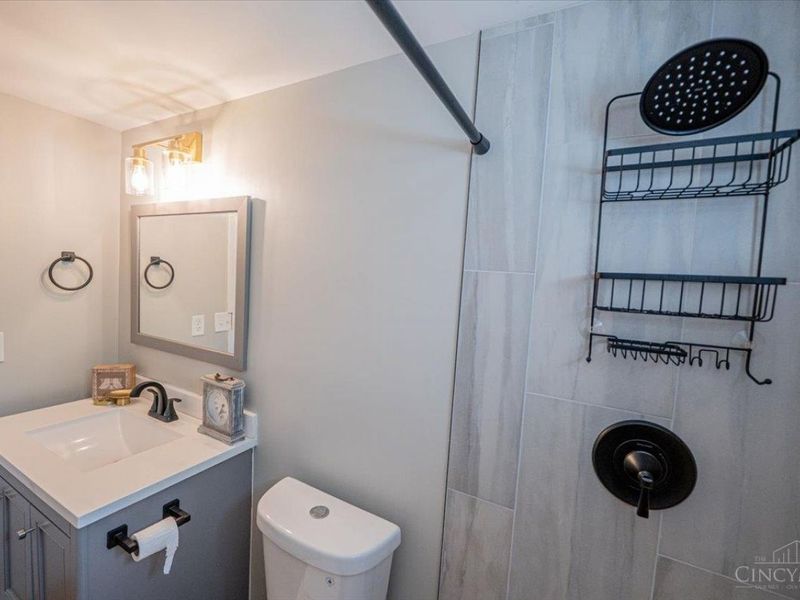 5781 Kennedy Avenue, Cincinnati, OH 45213 Photo 20