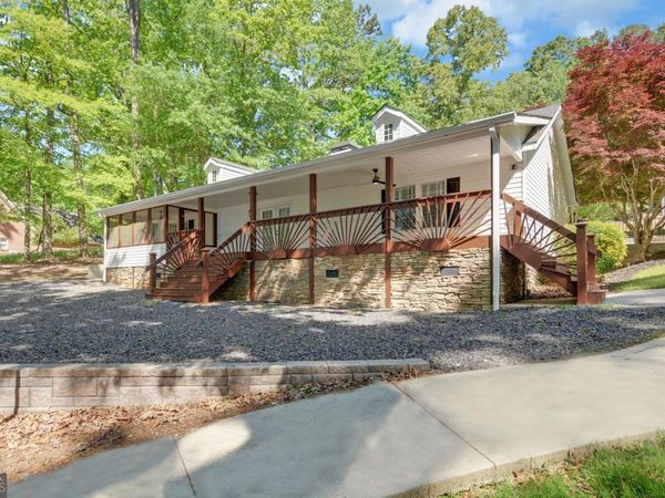 123 Ridgemore Circle, Toccoa, GA 30577