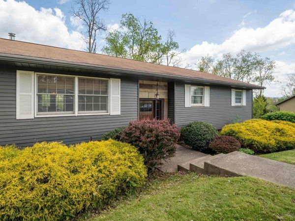 813 Cottonwood Street, Morgantown, WV 26505