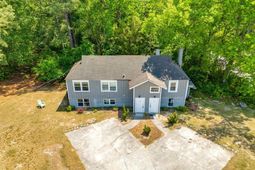 124 Green Acres Road photo 4