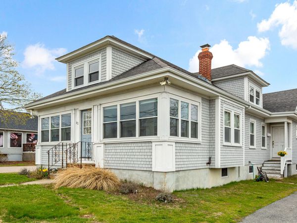 83 Davis Straits , Falmouth, MA 02540