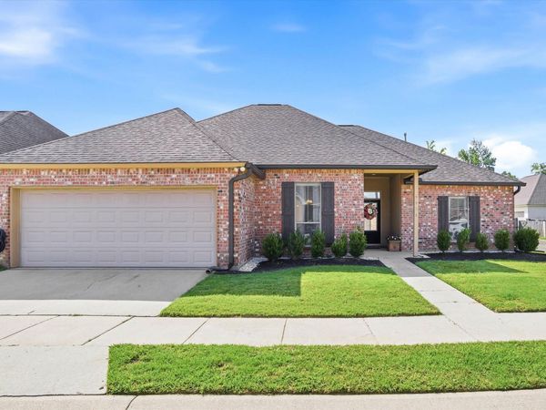 6424 Cameren Oaks Dr, Baton Rouge, LA 70817
