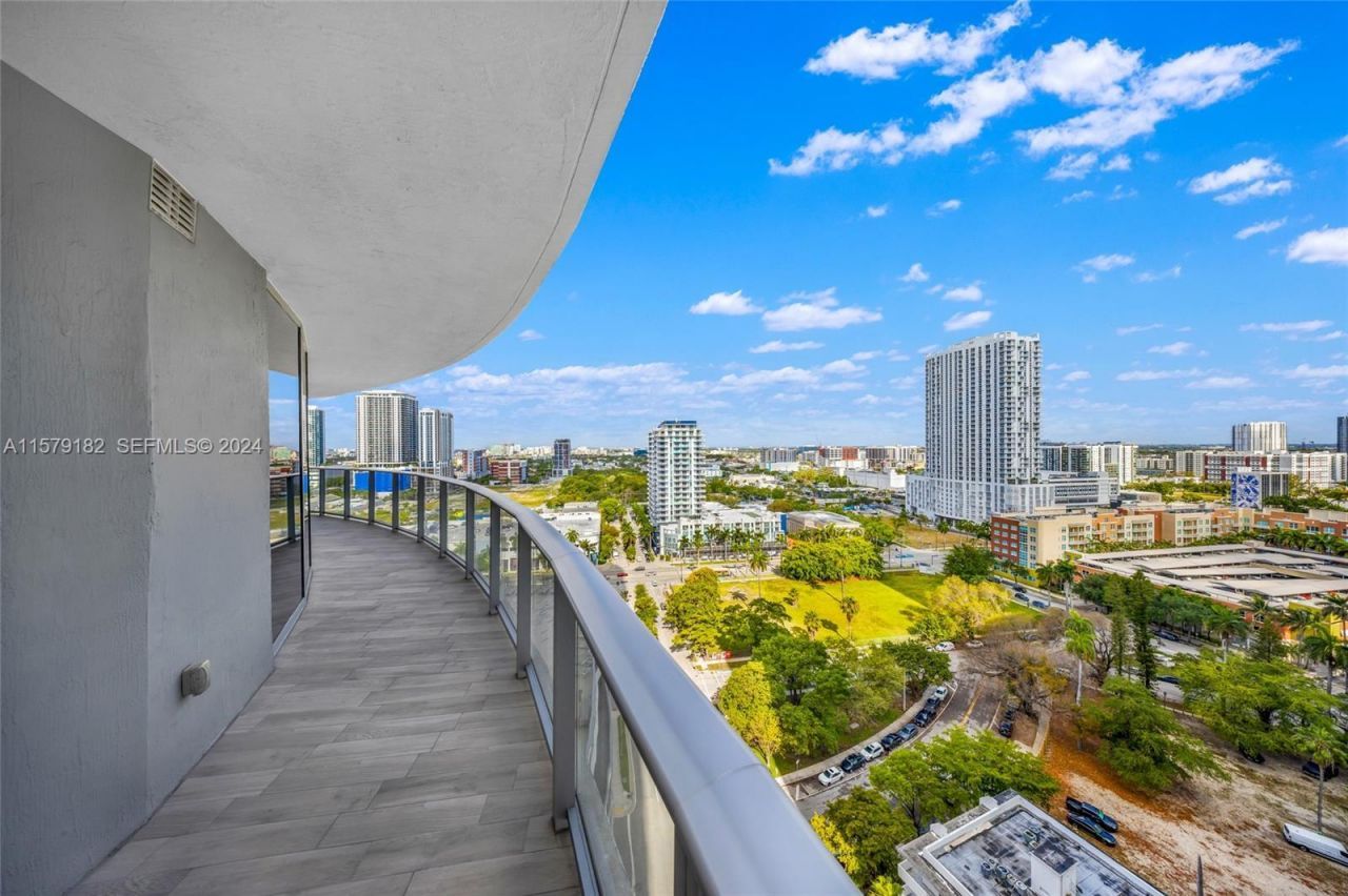 488 NE 18th Street, Unit 1801, Miami, FL 33132 Photo