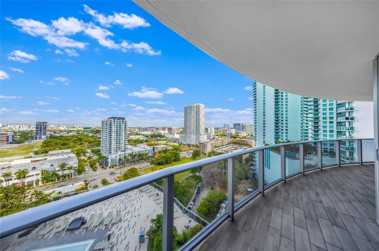 488 NE 18th Street, Unit 1801, Miami, FL 33132 Photo