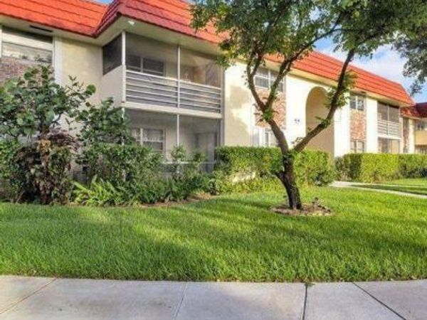22775 SW 66th Avenue, Unit 205, Boca Raton, FL 33428