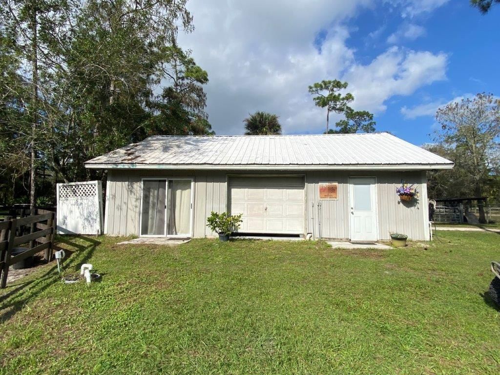 2141 B Road, Loxahatchee Groves, FL 33470 Photo