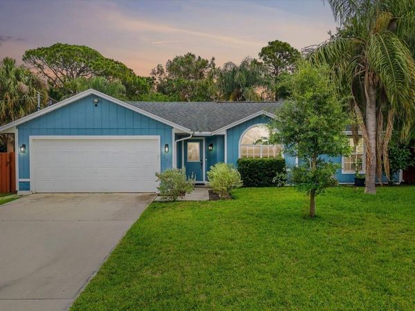 1325 SW Dorchester Street, Port St. Lucie, FL 34983