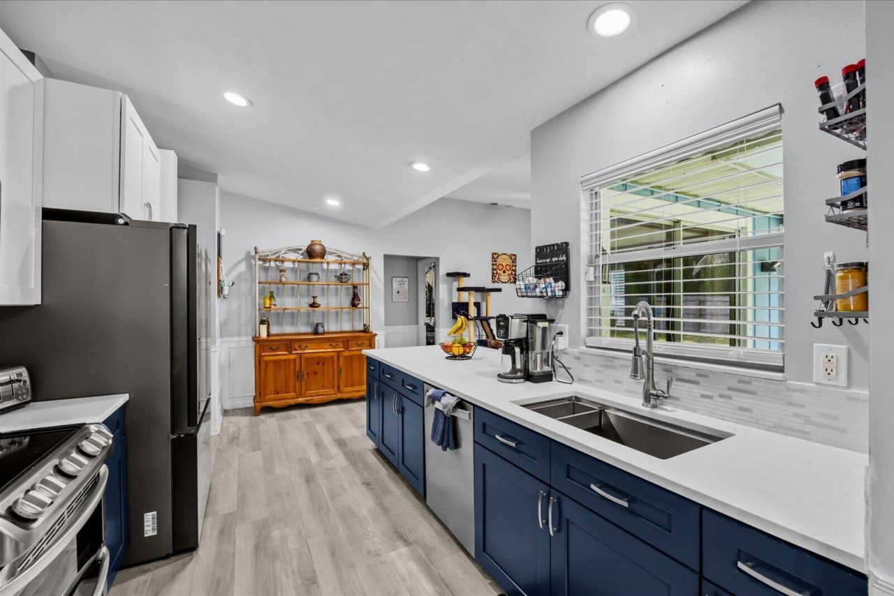 1325 SW Dorchester Street, Port Saint Lucie, FL 34983 Photo