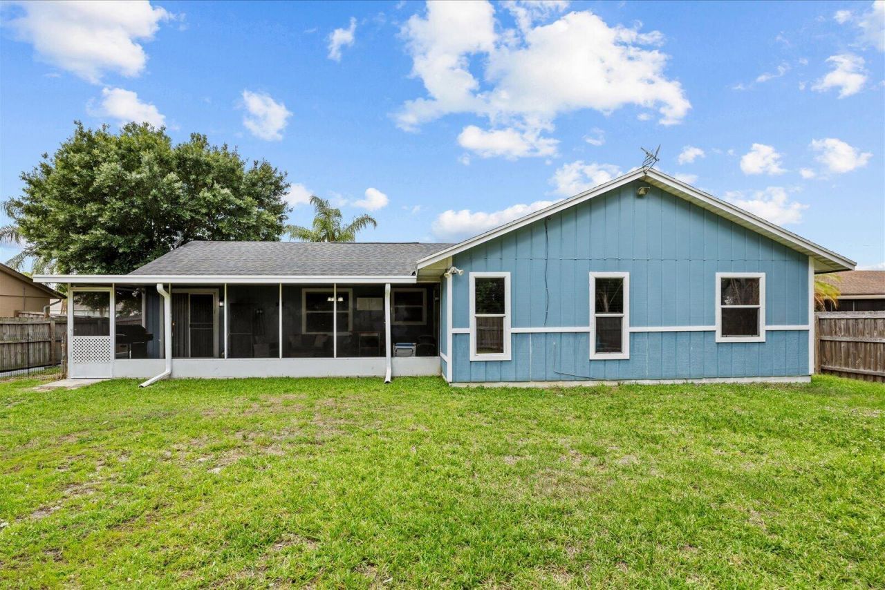 1325 SW Dorchester Street, Port Saint Lucie, FL 34983 Photo