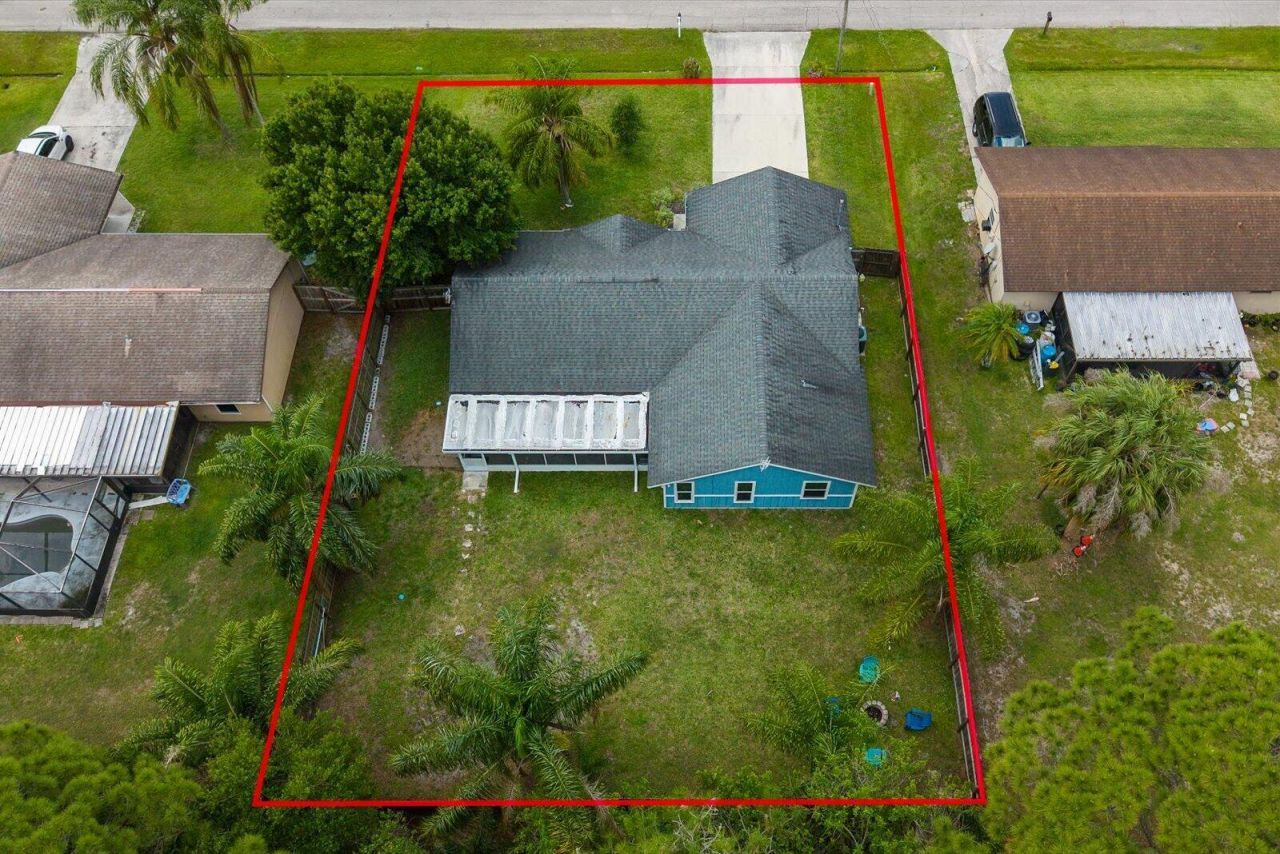 1325 SW Dorchester Street, Port Saint Lucie, FL 34983 Photo