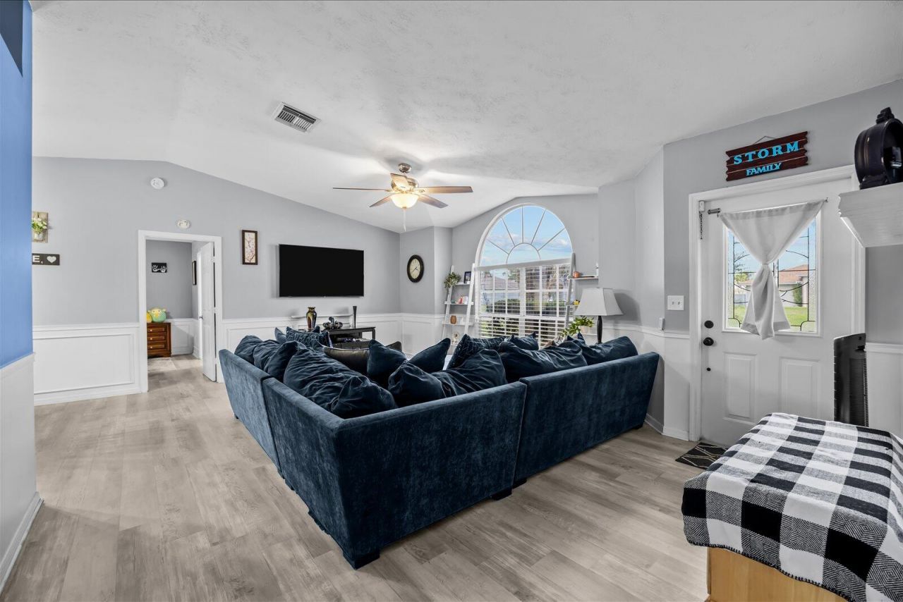 1325 SW Dorchester Street, Port Saint Lucie, FL 34983 Photo