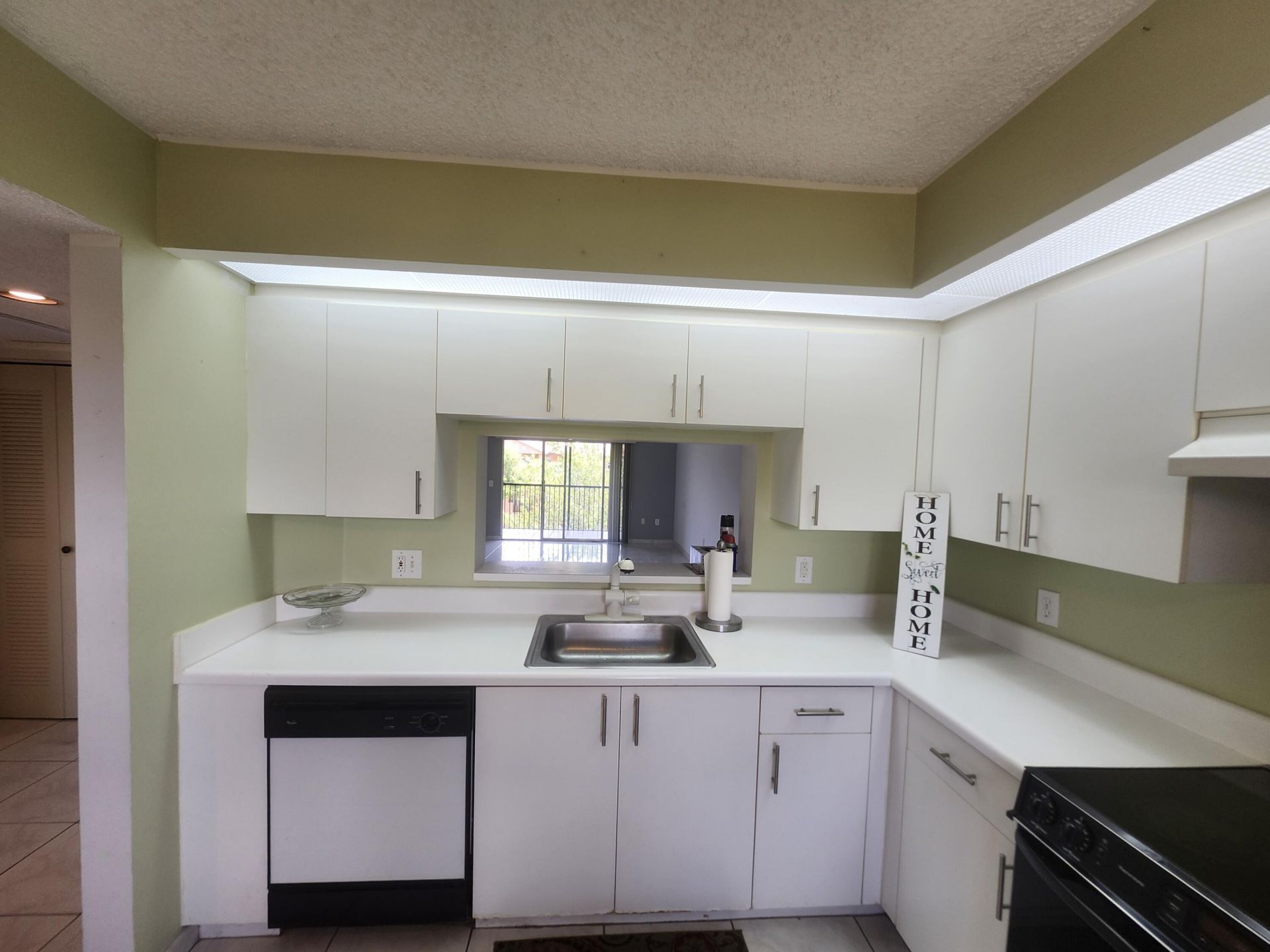 601 SW 142nd Avenue Sw, Unit 413 Q, Pembroke Pines, FL 33027 Photo