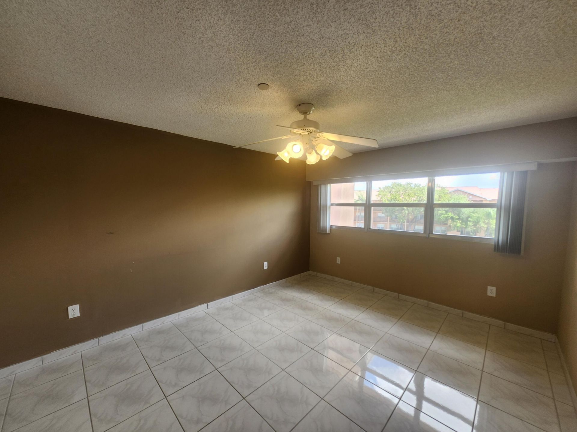 601 SW 142nd Avenue Sw, Unit 413 Q, Pembroke Pines, FL 33027 Photo