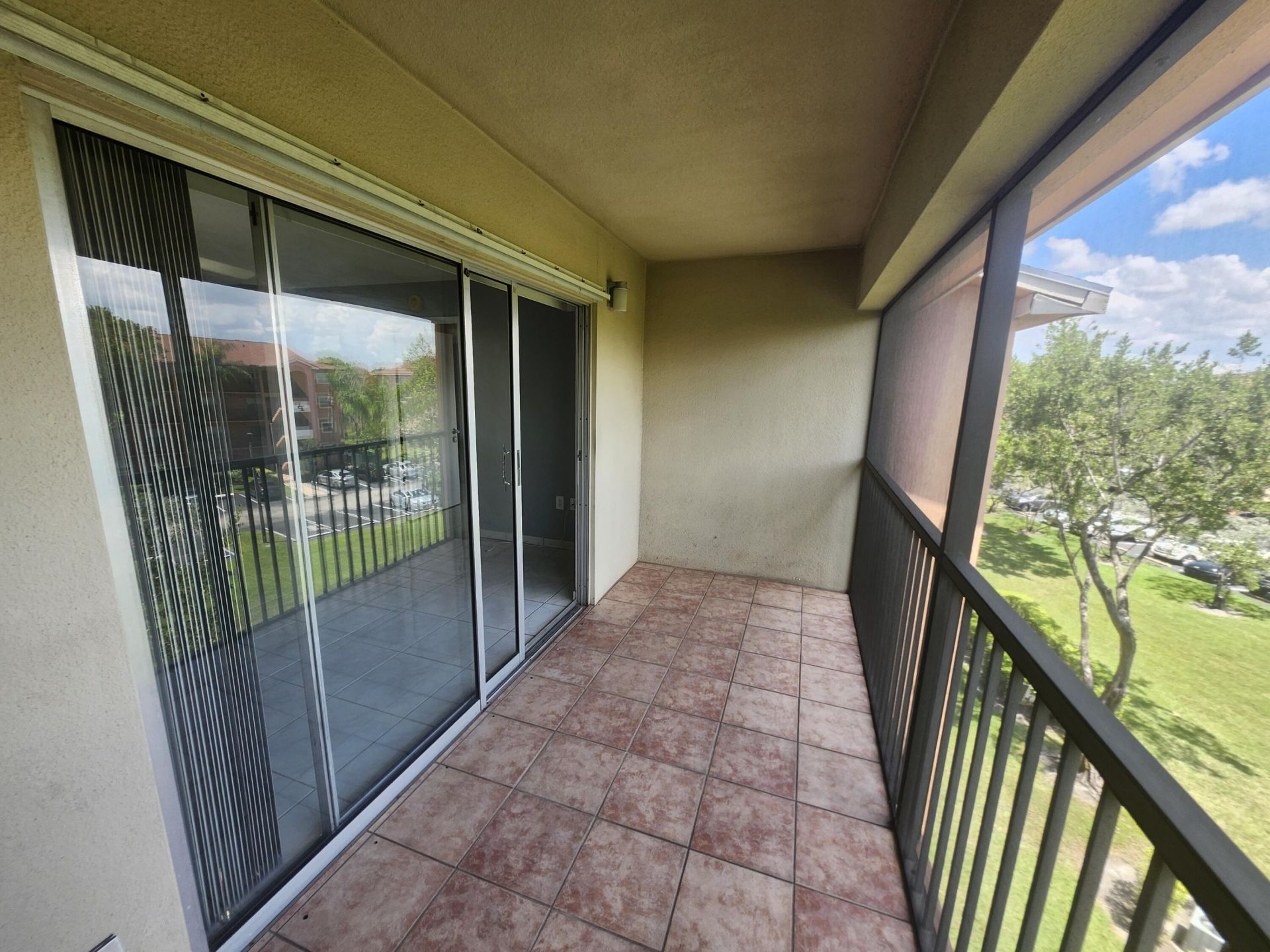 601 SW 142nd Avenue Sw, Unit 413 Q, Pembroke Pines, FL 33027 Photo
