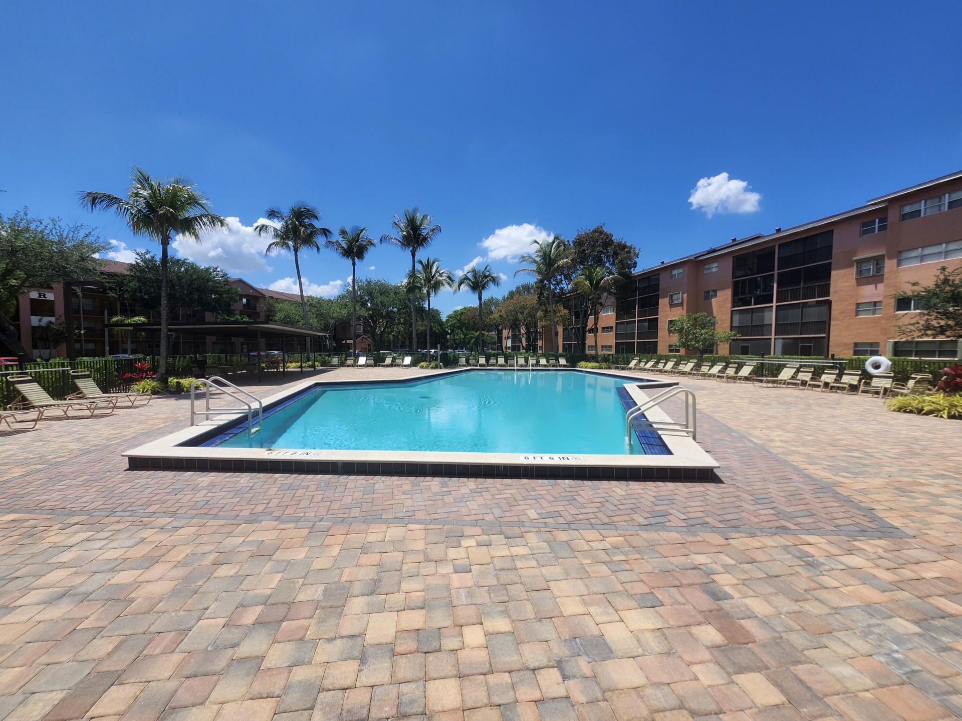 601 SW 142nd Avenue Sw, Unit 413 Q, Pembroke Pines, FL 33027 Photo