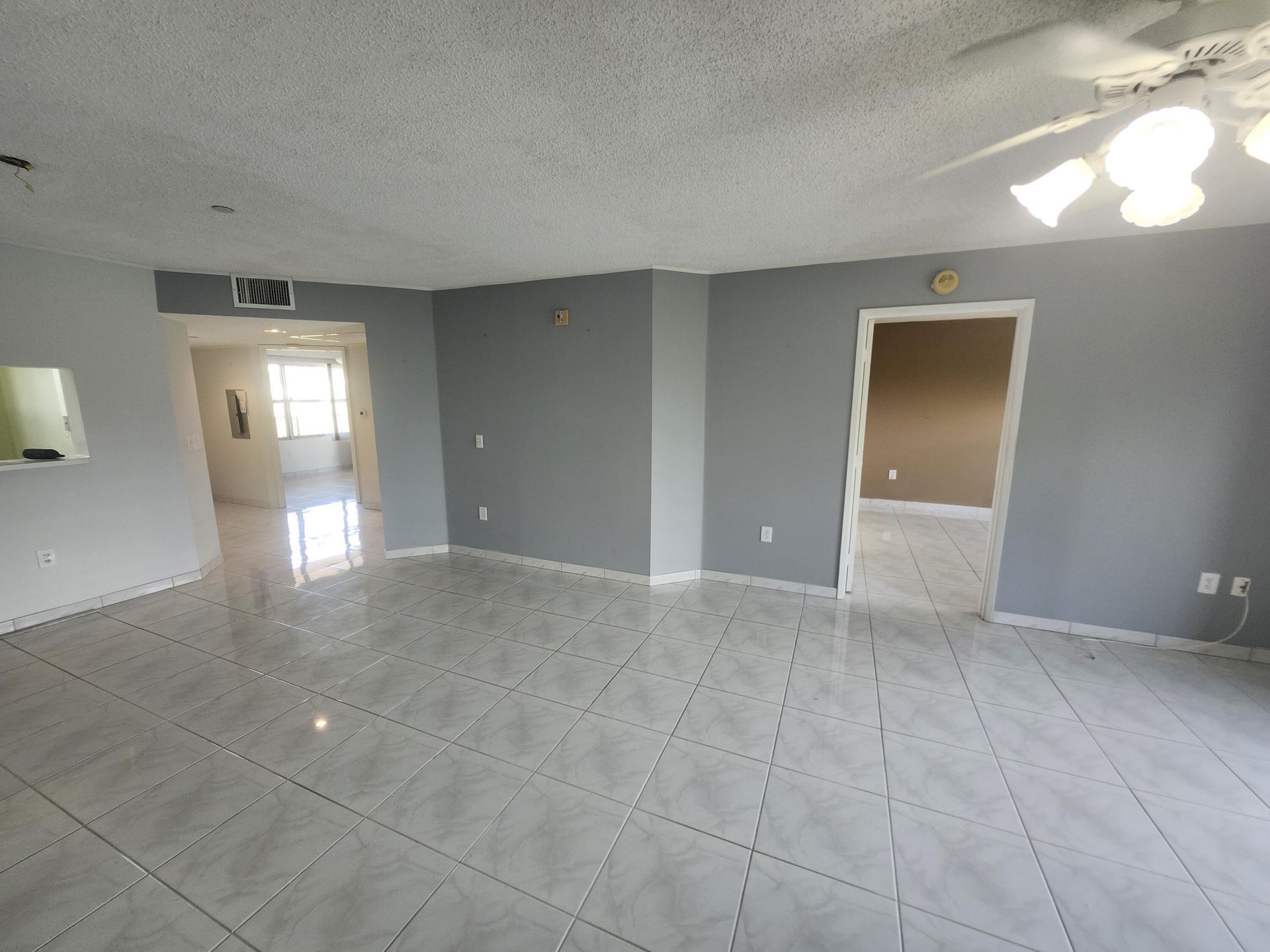 601 SW 142nd Avenue Sw, Unit 413 Q, Pembroke Pines, FL 33027 Photo