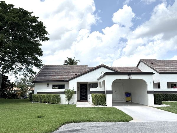 5558 Parkwalk Circle E, Boynton Beach, FL 33472