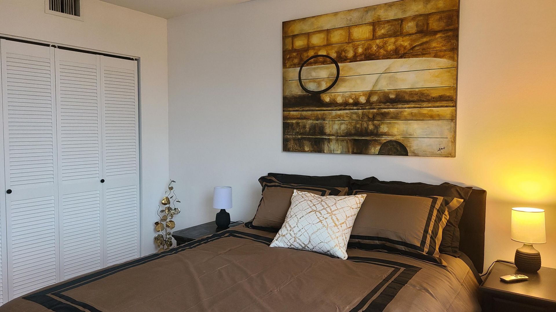 2500 Parkview Drive, Unit 802, Hallandale Beach, FL 33009 Photo