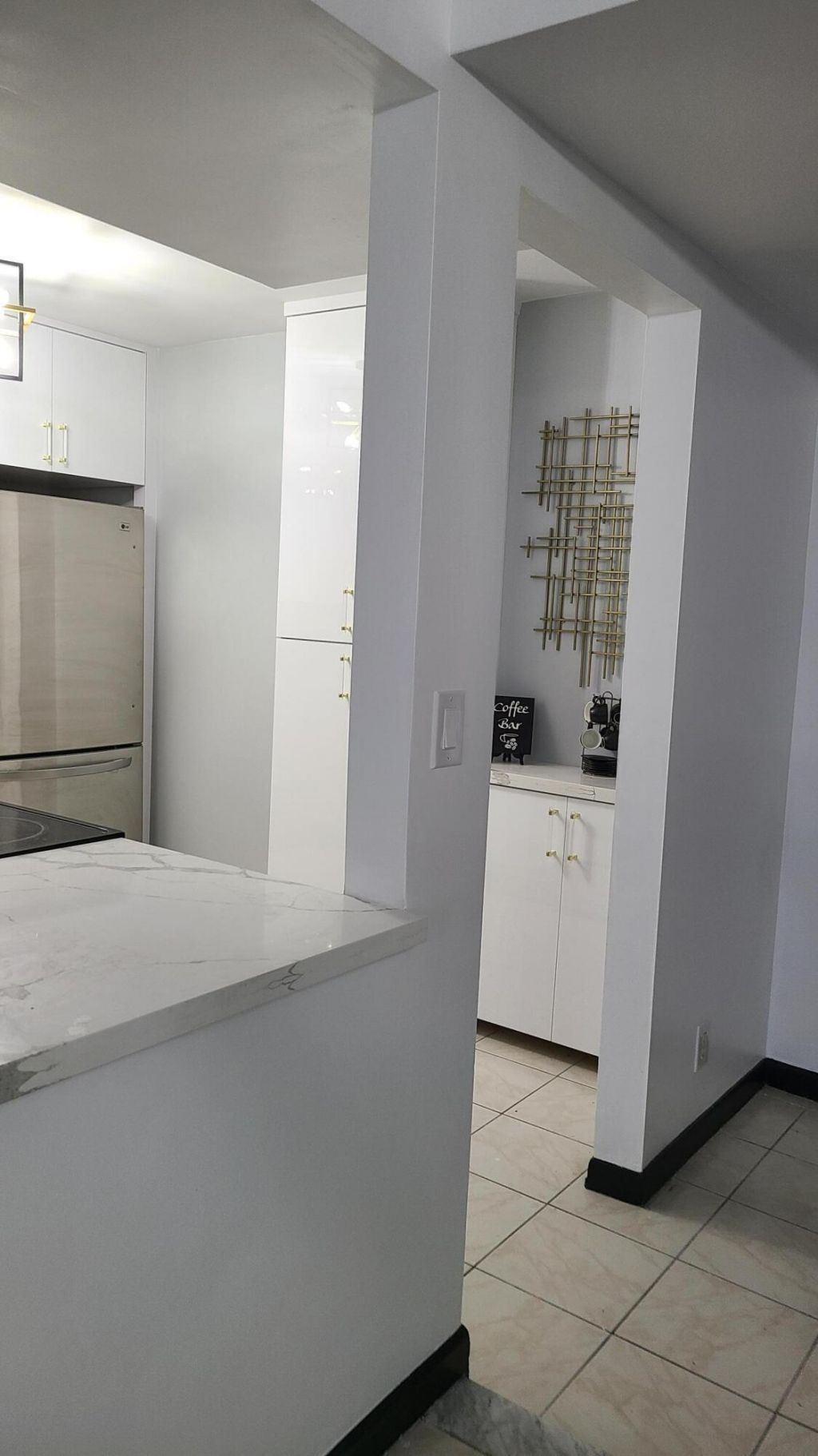 2500 Parkview Drive, Unit 802, Hallandale Beach, FL 33009 Photo