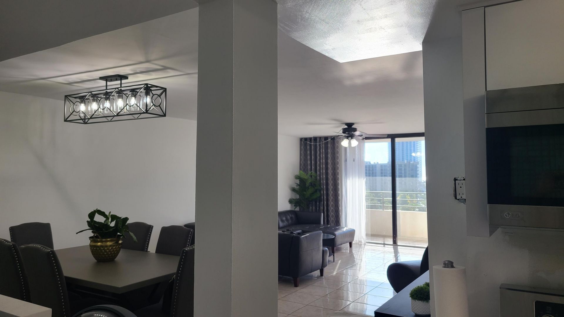 2500 Parkview Drive, Unit 802, Hallandale Beach, FL 33009 Photo