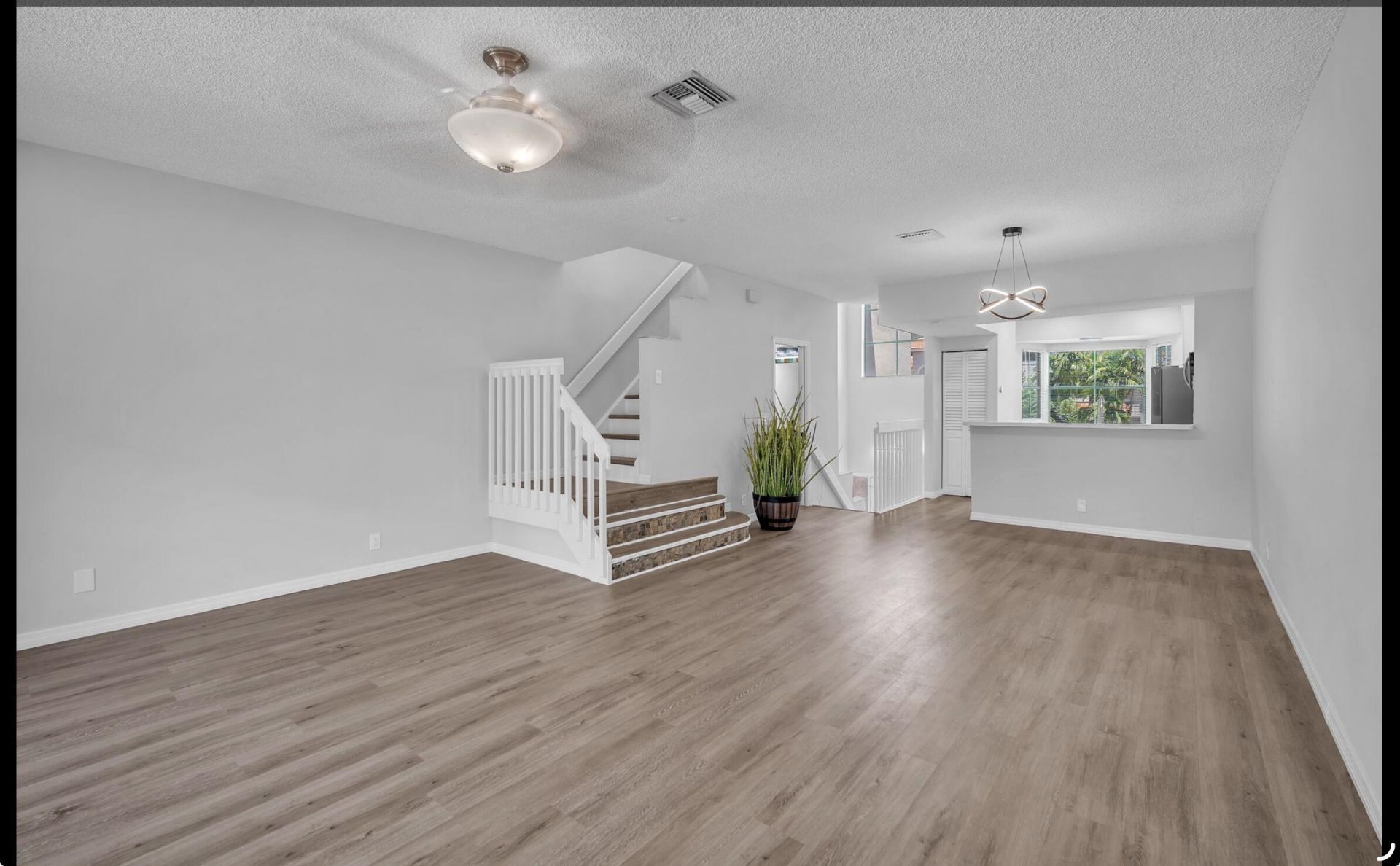 12666 NW 14th Place, Sunrise, FL 33323 Photo