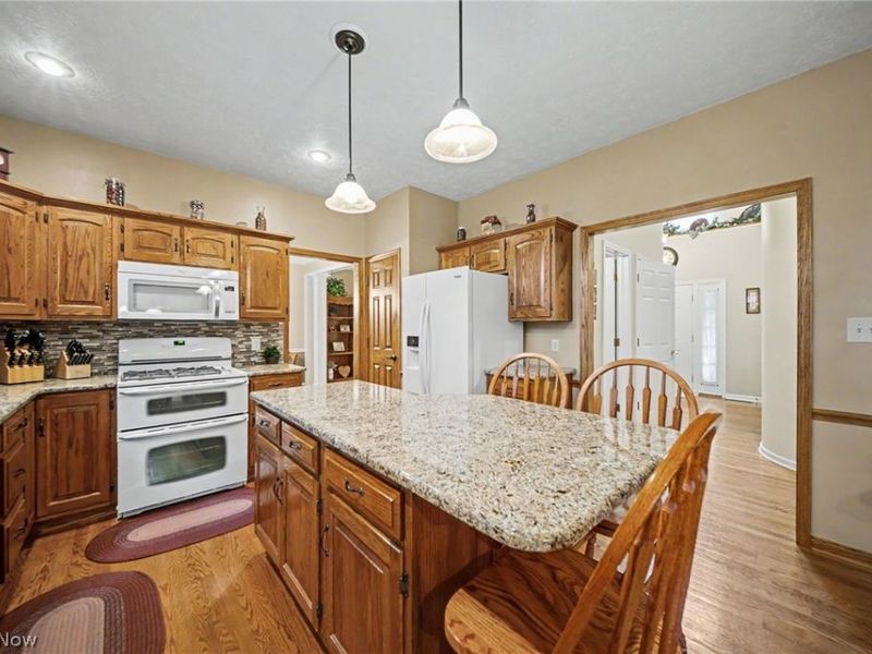 4343 Cobblestone Drive, Akron, OH 44321 Photo 15