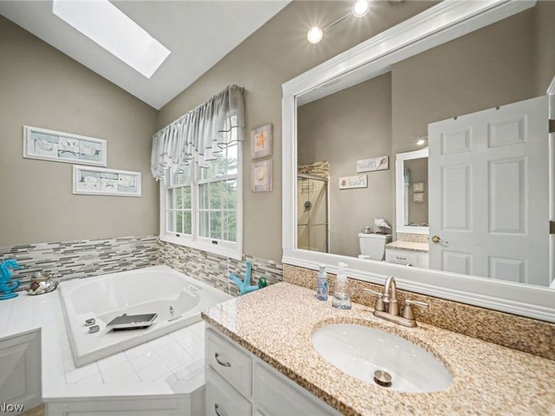 4343 Cobblestone Drive, Akron, OH 44321 Photo 32