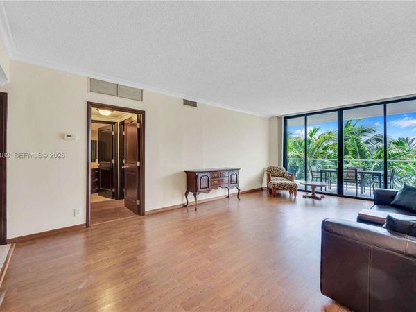 2800 Island Blvd , Unit 603, Aventura, FL 33160