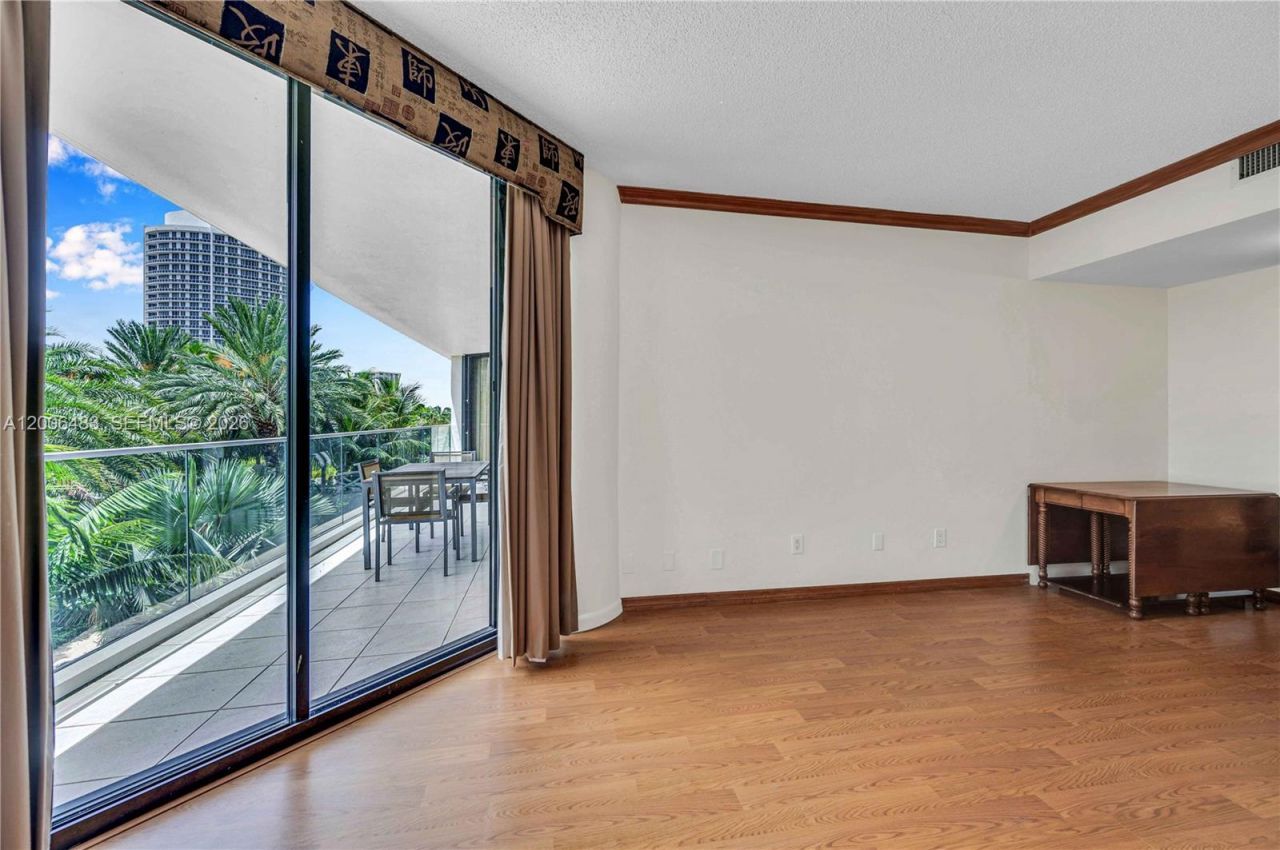 2800 Island Blvd , Unit 603, Aventura, FL 33160 Photo