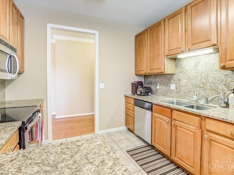 6821 Gentry Lane, Deerfield Twp., OH 45040 Photo 12