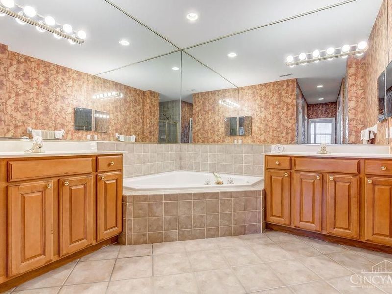 6821 Gentry Lane, Deerfield Twp., OH 45040 Photo 18