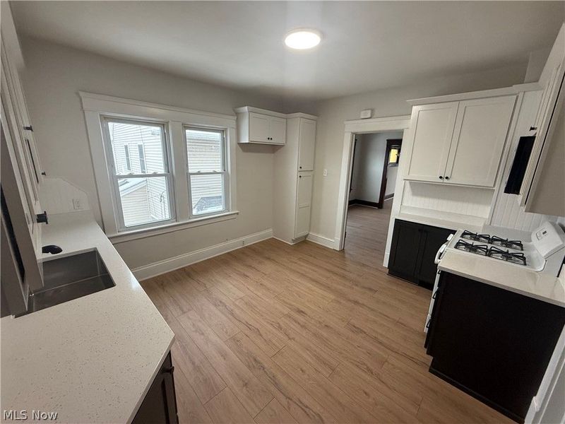 3612 Riverside Avenue , Cleveland, OH 44109 Photo 6