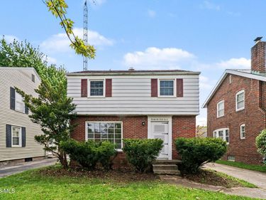 2647 Stamford Drive, Toledo, OH 43614