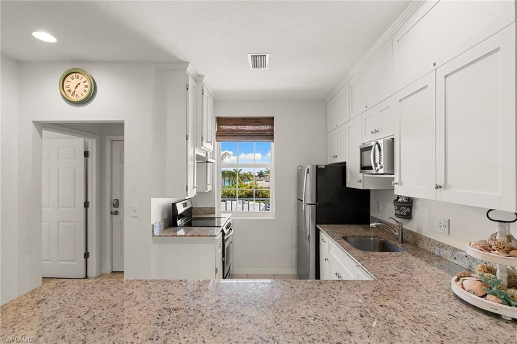 140 Palm St, Unit 413, Marco Island, FL 34145 Photo