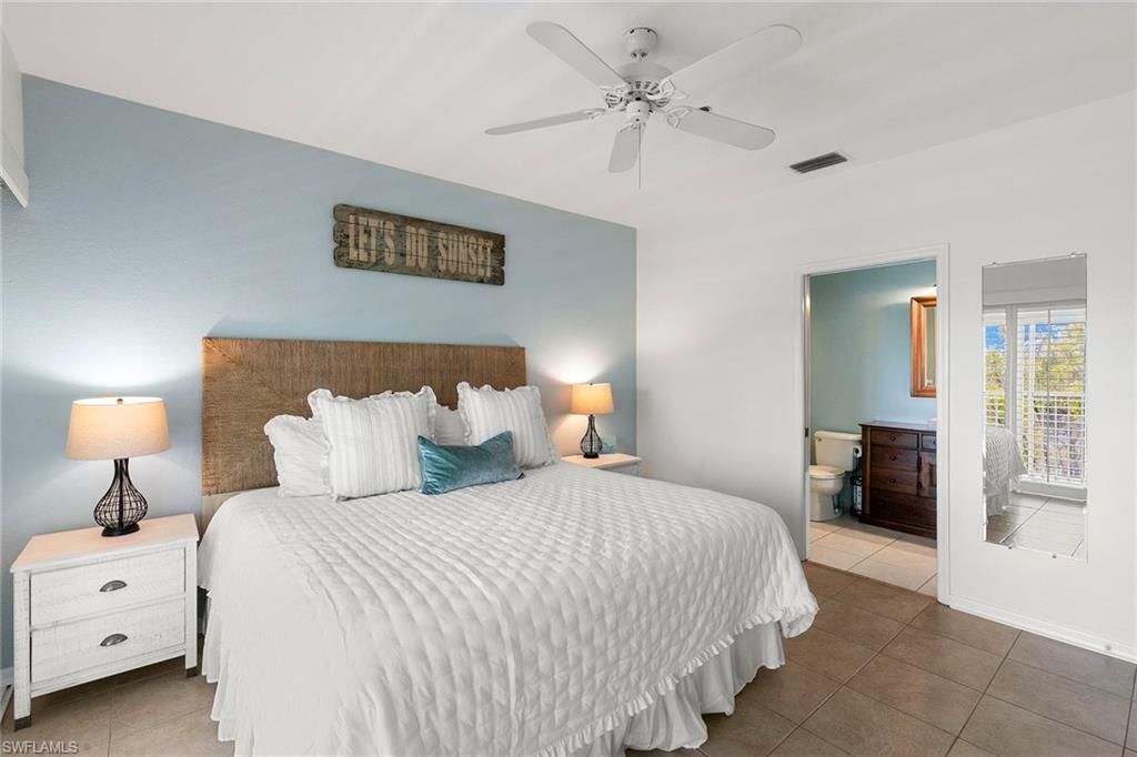 140 Palm St, Unit 413, Marco Island, FL 34145 Photo