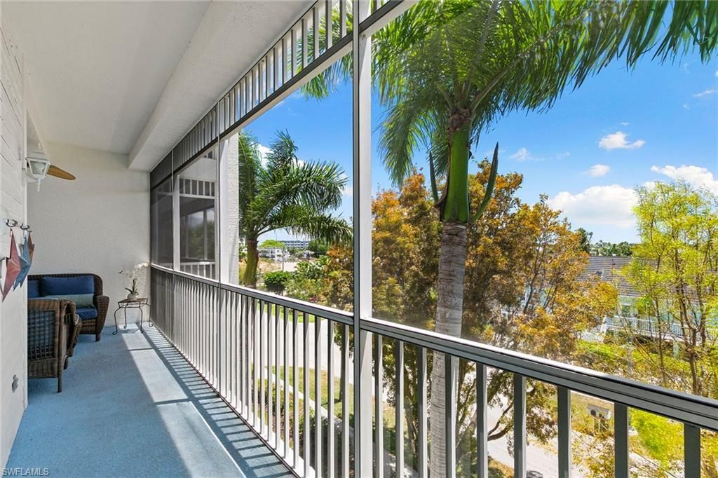 140 Palm St, Unit 413, Marco Island, FL 34145 Photo