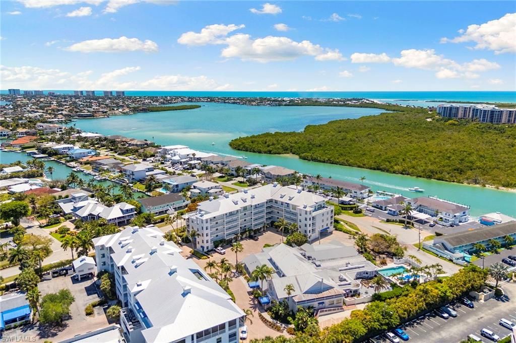 140 Palm St, Unit 413, Marco Island, FL 34145 Photo