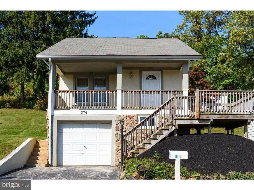 374 Dehaven Street, Conshohocken, PA 19428 Main Photo
