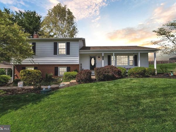 716 WOODSIDE DRIVE, WESTMINSTER, MD 21157